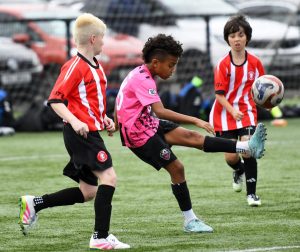 23-07-25-U-11s-Vale-Centre-action-5