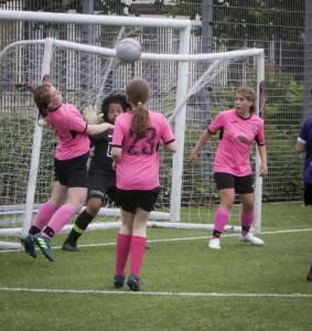 22-07-19 larne v foyle belles 01[17455]